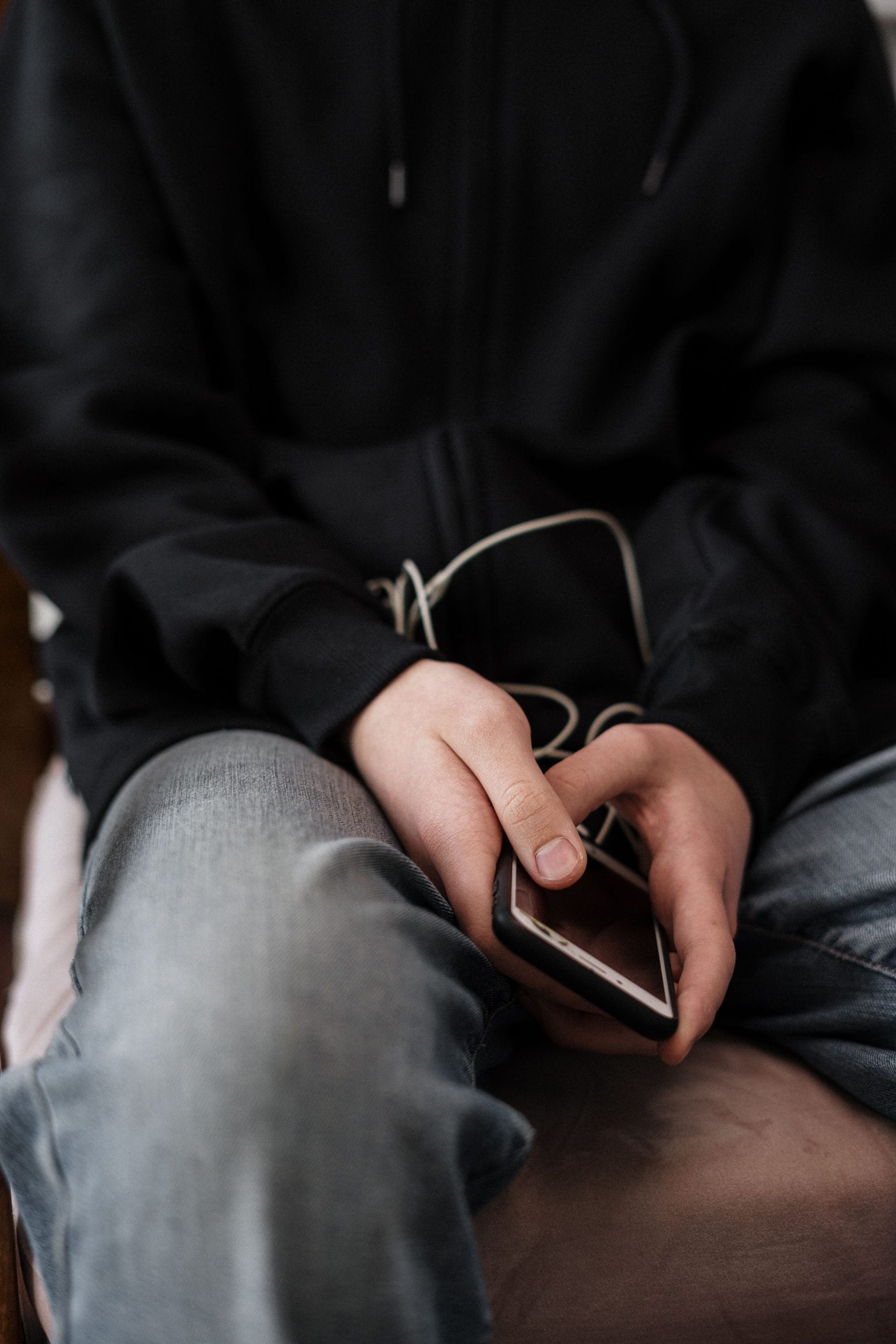 chatpgt za tinejdžere pexels-cottonbro-4100483